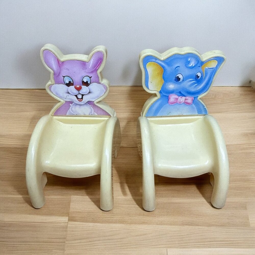 2 Pcs Vintage 1999 Barbie Kelly Surprise Birthday Party Chairs